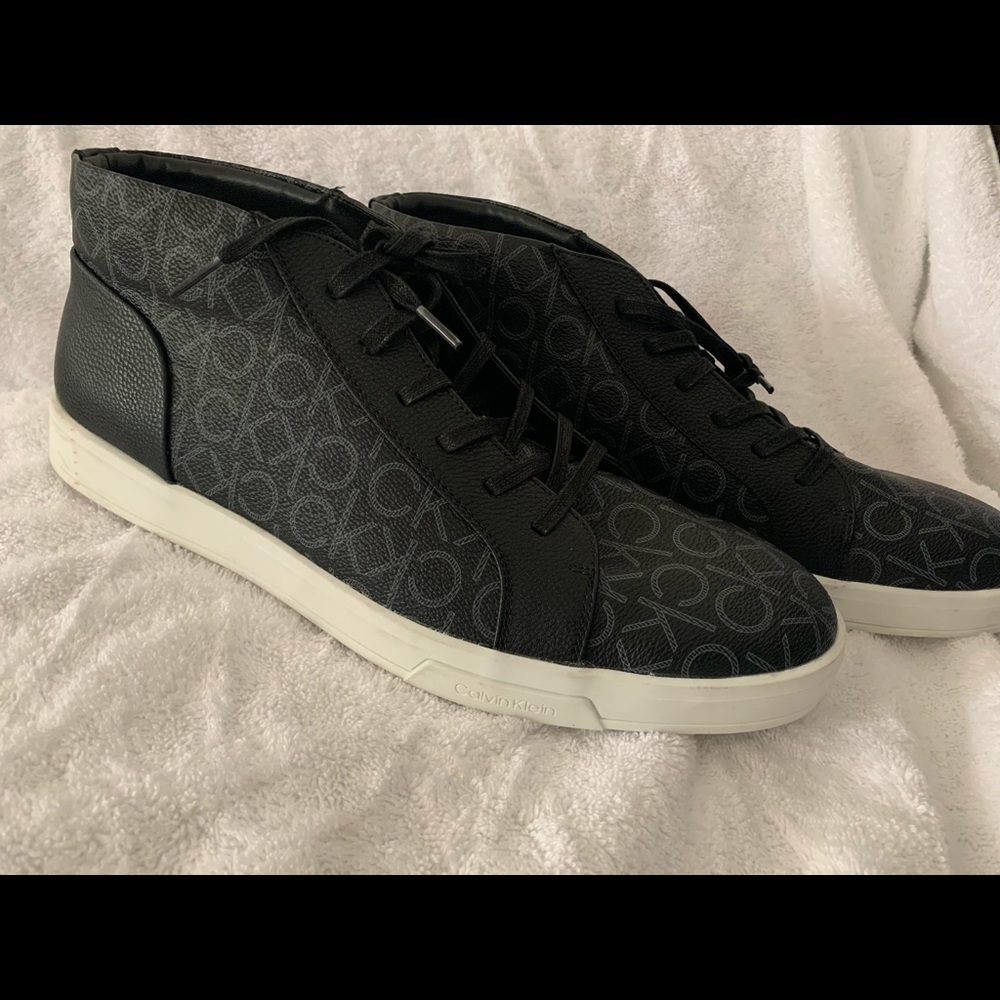 Calvin Klein mid-tops Size 13